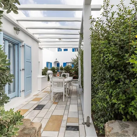 Ivi Mykonean Mimoza * Ornos (Mykonos)