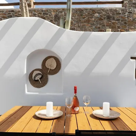 Ivi Mykonean Suites Ornos Apartament *