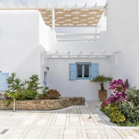 Ivi Mykonean Suites Ornos