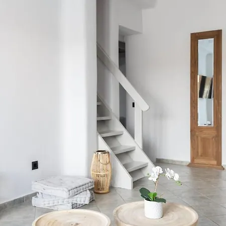 Ivi Mykonean Suites Ornos Apartament *